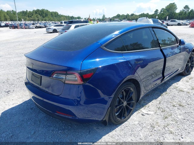 5YJ3E1EA3LF743697 Tesla MODEL 3