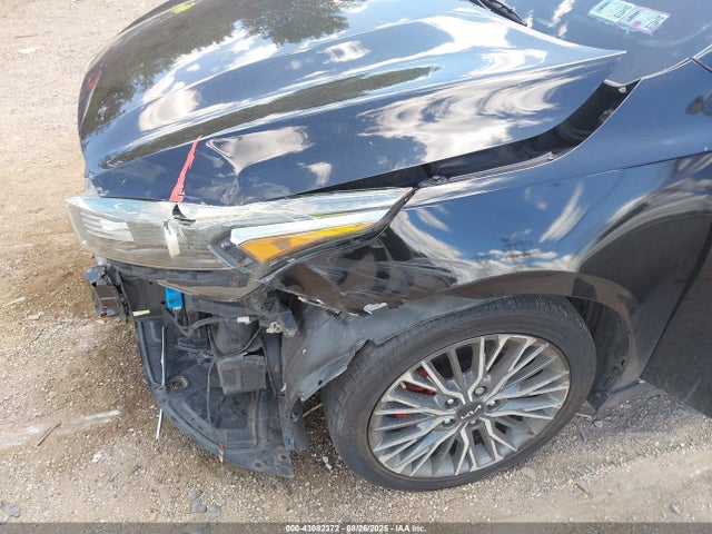 2023 Kia Forte Gt-line მანქანა იყიდება აუქციონზე, vin: 3KPF54AD8PE560676, აუქციონის ნომერი: 43082372