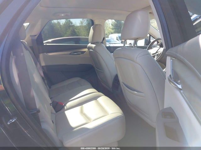 2018 CADILLAC XT5 1GYKNDRS3JZ182466 Photo 7