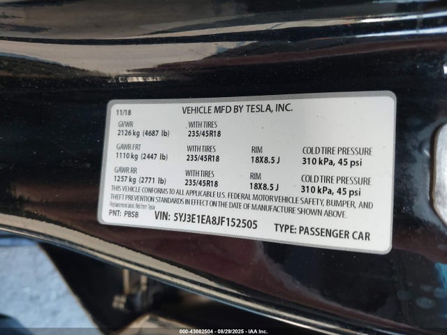 2018 TESLA MODEL 3 5YJ3E1EA8JF152505 Photo 8