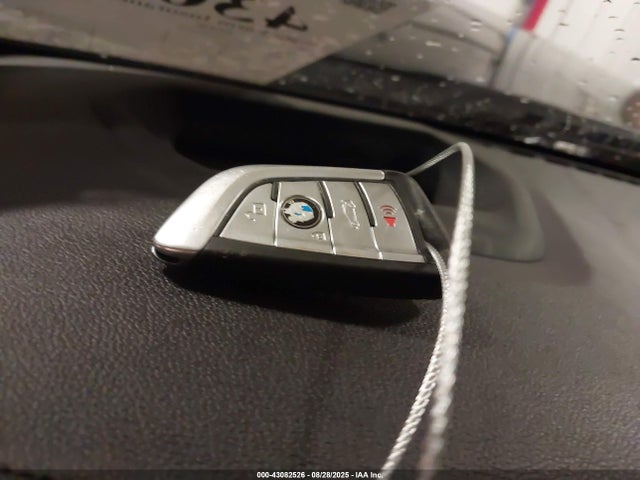 WBAJB9C54JB286870 BMW m550i