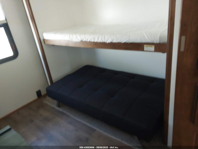 4YDT31628F1530803 Keystone keystone