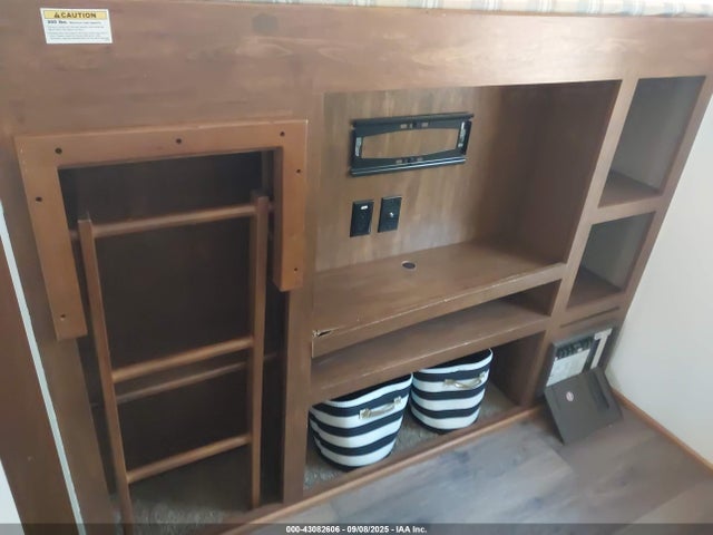 4YDT31628F1530803 Keystone keystone