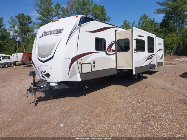 4YDT31628F1530803 Keystone keystone
