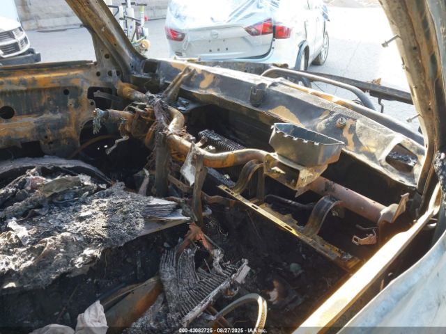 2010 JEEP COMMANDER 1J4RG4GK9AC108659 Photo 4