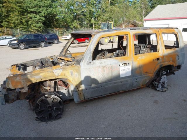 2010 JEEP COMMANDER 1J4RG4GK9AC108659 Photo 5