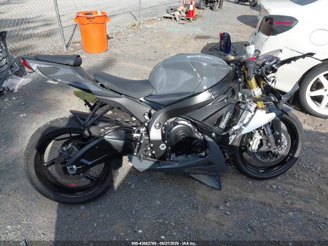 JS1GR7MA8S7101579 Suzuki R747
