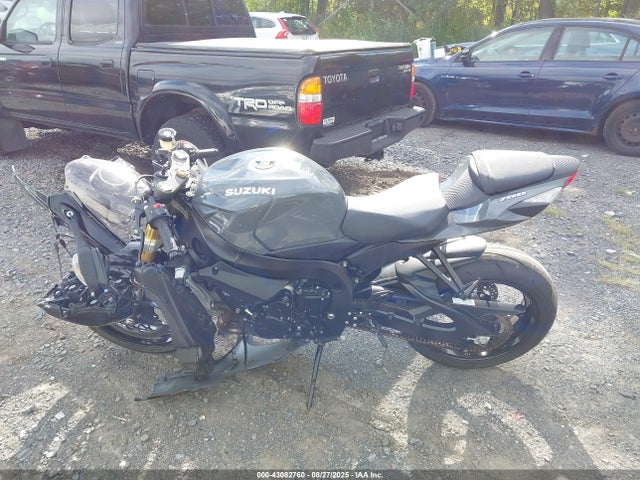 JS1GR7MA8S7101579 Suzuki R747