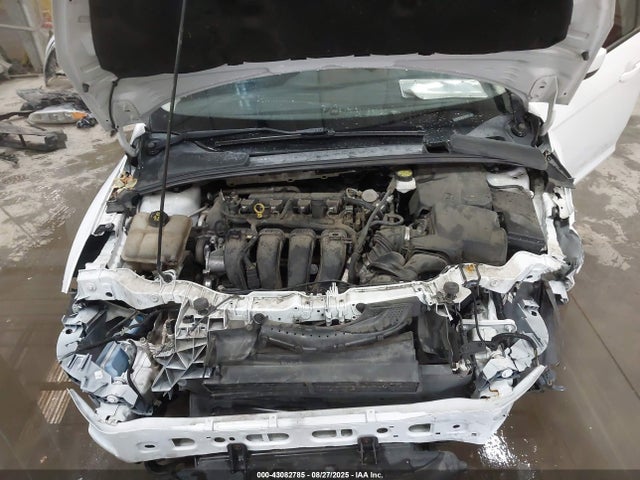 Ford 2.0l gdi 2018 1FADP3K28JL225270 Image 10