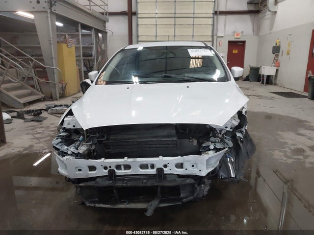 Ford 2.0l gdi 2018 1FADP3K28JL225270 Image 18