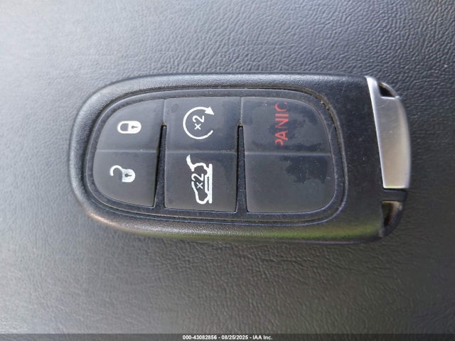 1C4PJLCS0GW275059 Jeep Cherokee