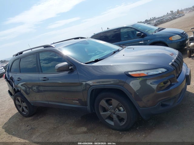 1C4PJLCS0GW275059 Jeep Cherokee