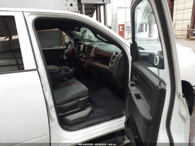 3C6UR5CL7PG503872 RAM 2500
