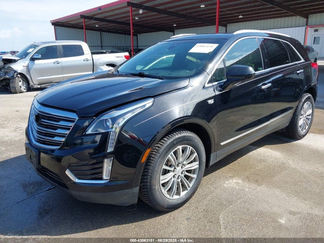 2017 CADILLAC XT5 1GYKNBRS8HZ146433 Photo 1