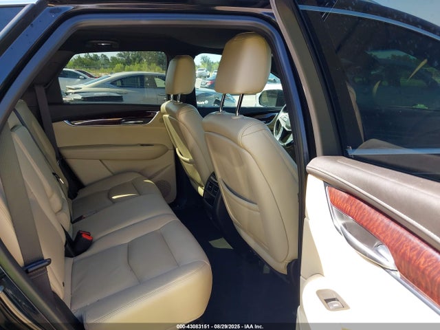 2017 CADILLAC XT5 1GYKNBRS8HZ146433 Photo 7