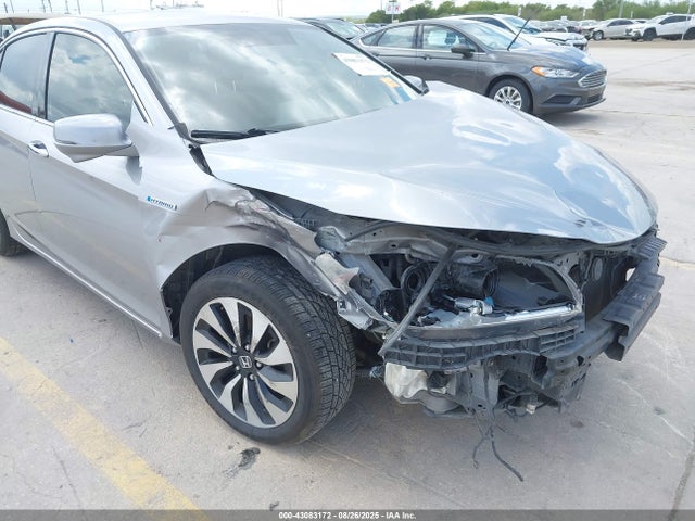 Honda lfa1 2017 JHMCR6F37HC012906 Image 17