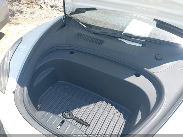 2022 TESLA MODEL 3 5YJ3E1ECXNF263791 Photo 9