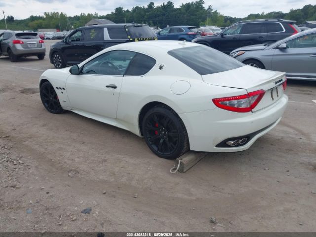 2012 MASERATI GRANTURISMO ZAM45KLA6C0062246 Photo 2