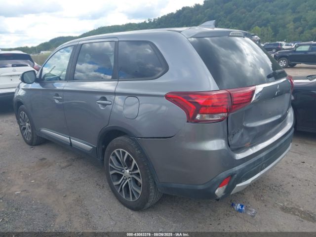 2018 MITSUBISHI OUTLANDER JA4AZ3A39JJ002579 Photo 2
