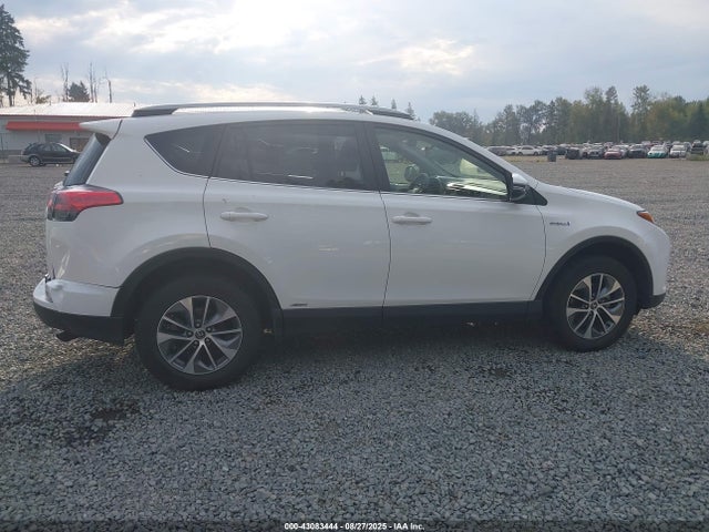 Toyota 2ar-fxe, 2jm+2fm 2018 JTMRJREV7JD227693 Image 14