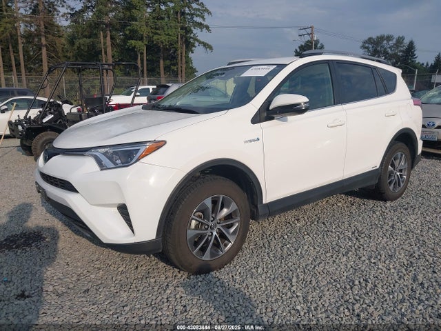 Toyota 2ar-fxe, 2jm+2fm 2018 JTMRJREV7JD227693 Image 2