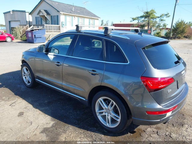2017 AUDI Q5 WA1L2AFPXHA015879 Photo 2
