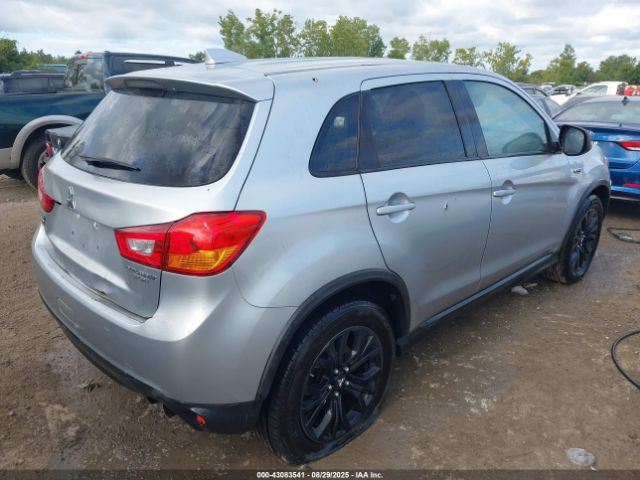 2017 MITSUBISHI OUTLANDER SPORT JA4AP3AU7HZ033730 Photo 3