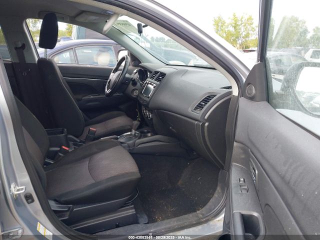 2017 MITSUBISHI OUTLANDER SPORT JA4AP3AU7HZ033730 Photo 4