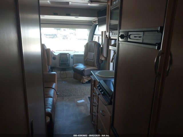 Ford 2015 2015 1FC3E3KS8FDA30041 Image 17