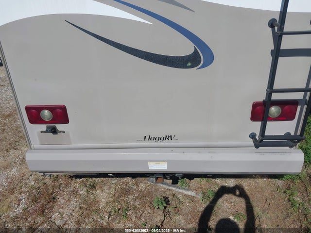 Ford 2015 2015 1FC3E3KS8FDA30041 Image 18