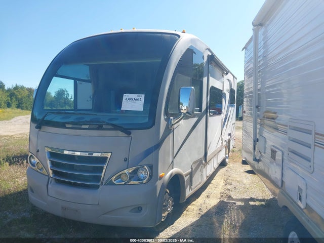 Ford 2015 2015 1FC3E3KS8FDA30041 Image 2