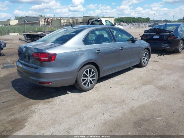 2018 VOLKSWAGEN JETTA 3VWDB7AJ7JM239018 Photo 3