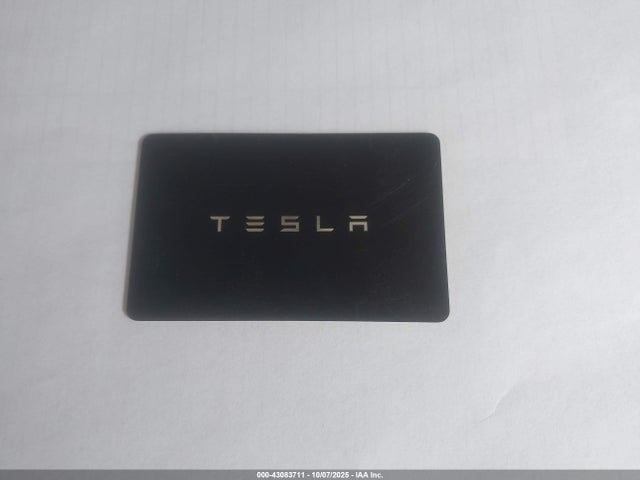 2025 TESLA MODEL Y 7SAYGDEE8SA352337 Photo 10