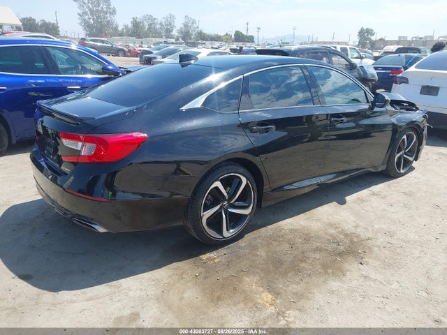 Honda l15be 2018 1HGCV1F33JA227380 Image 4
