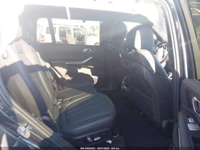 2022 BMW X7 5UXCW2C03N9K13514 Photo 7