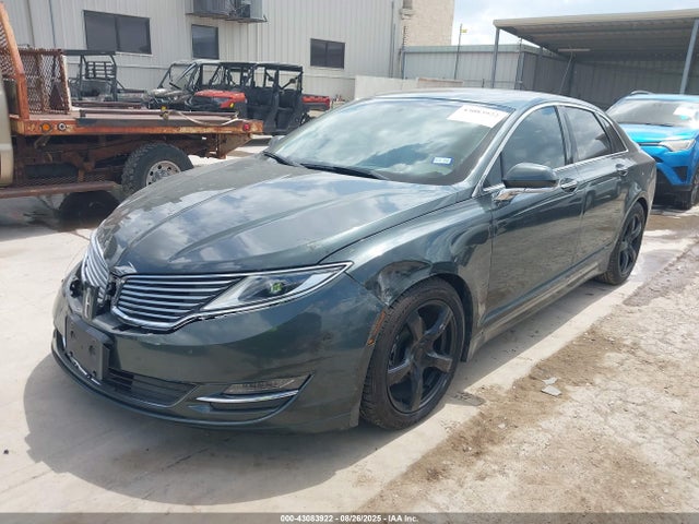 Lincoln MKZ 2016 3LN6L2G98GR608551 Image 2