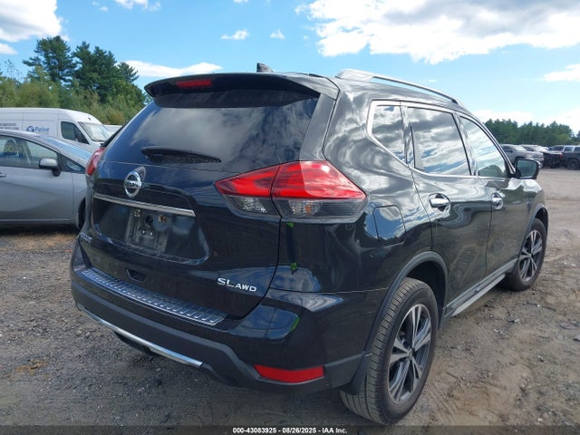 5N1AT2MV8HC760843 Nissan 2017