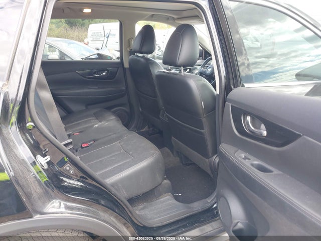 5N1AT2MV8HC760843 Nissan 2017