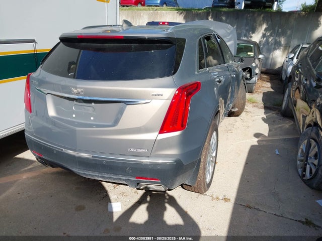 2017 CADILLAC XT5 1GYKNCRS3HZ247658 Photo 3