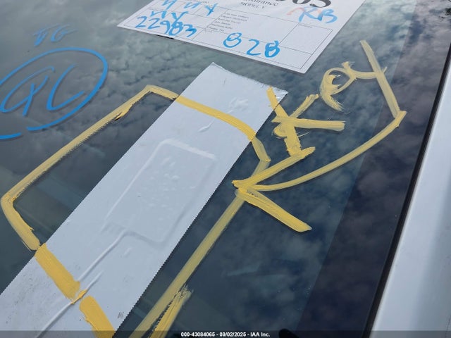 2023 TESLA MODEL Y 7SAYGDEE7PA124885 Photo 10