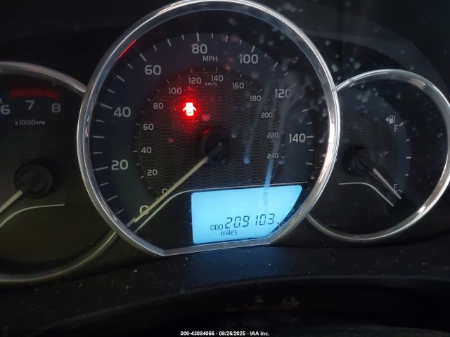 5YFBURHE1GP505160 Toyota COROLLA LE