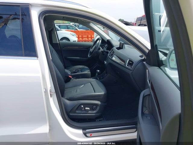 2016 AUDI Q3 WA1GFCFSXGR019985 Photo 4