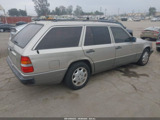 1993 MERCEDES-BENZ 300 WDBEA92E2PF240060 Photo 3