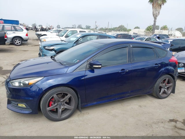 1FADP3L90GL356472 Ford 2016
