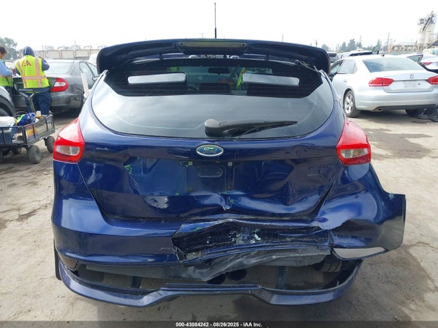1FADP3L90GL356472 Ford 2016
