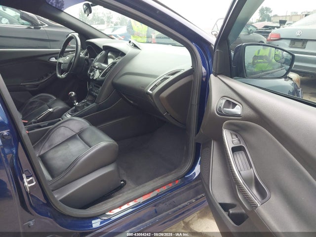 1FADP3L90GL356472 Ford 2016