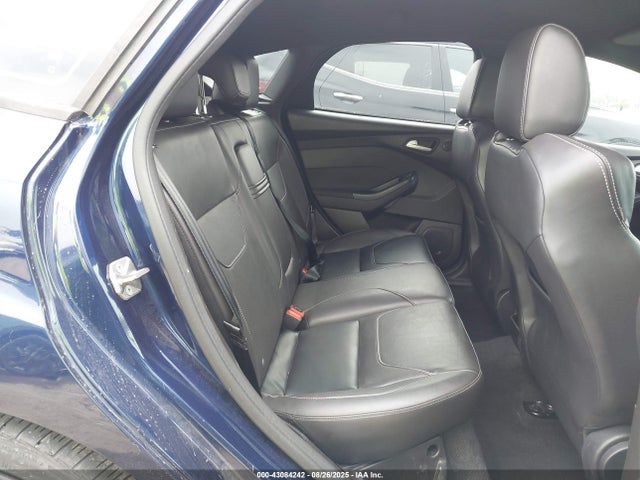 1FADP3L90GL356472 Ford 2016