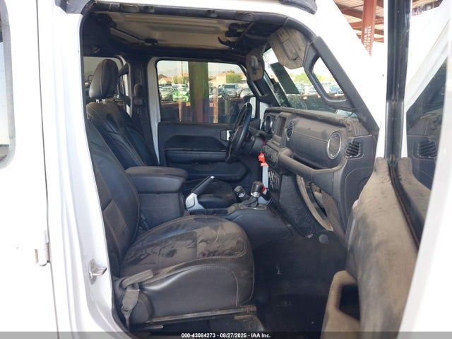1C4HJXEG1LW170612 Jeep Wrangler Unlimited Sahara 4x4