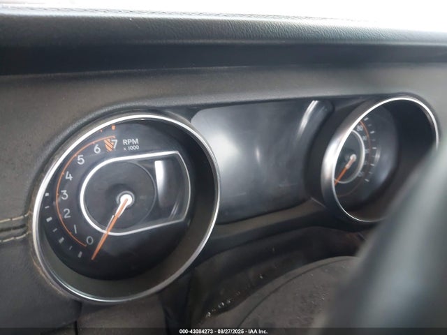 1C4HJXEG1LW170612 Jeep Wrangler Unlimited Sahara 4x4