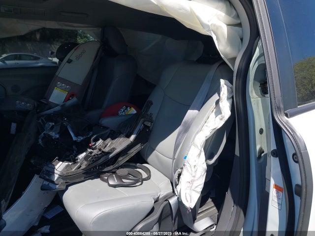 5TDJRKECXPS175484 Toyota a25a-fxs, 5nm
